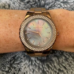 FLASH SALE 🌹 Michael Kors Rose Gold Watch